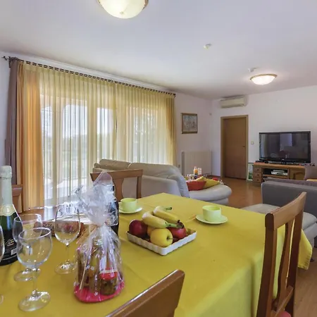 Gorgeous In With Wifi Apartment