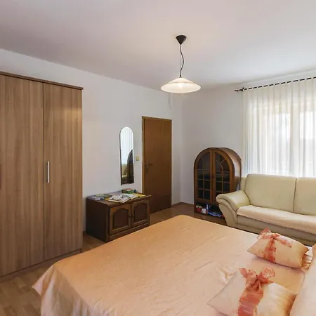 Apartment Gorgeous In With Wifi